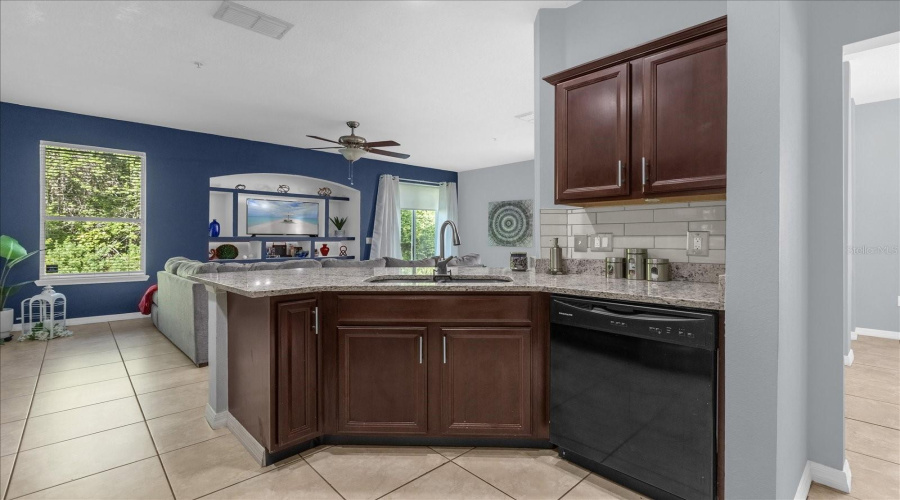 Orlando, Florida 32822, 3 Bedroom Bedrooms, ,2 Bathroombathrooms,Residential,For Sale,Goldenrod,0,Mfro6395643