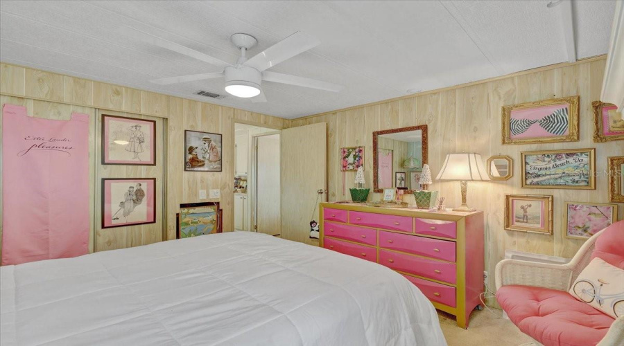 Safety Harbor, Florida 34695, 2 Bedroom Bedrooms, ,2 Bathroombathrooms,Residential,For Sale,Clubview,0,Mfrtb8530261