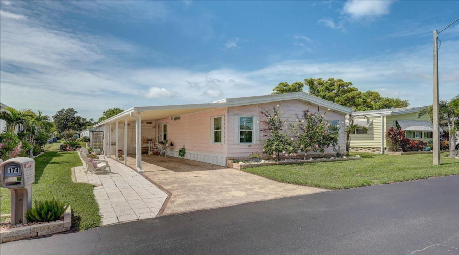 Safety Harbor, Florida 34695, 2 Bedroom Bedrooms, ,2 Bathroombathrooms,Residential,For Sale,Clubview,0,Mfrtb8530261
