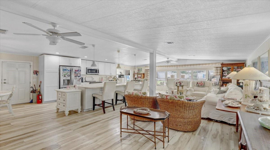 Safety Harbor, Florida 34695, 2 Bedroom Bedrooms, ,2 Bathroombathrooms,Residential,For Sale,Clubview,0,Mfrtb8530261
