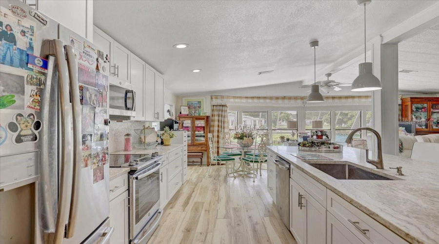 Safety Harbor, Florida 34695, 2 Bedroom Bedrooms, ,2 Bathroombathrooms,Residential,For Sale,Clubview,0,Mfrtb8530261