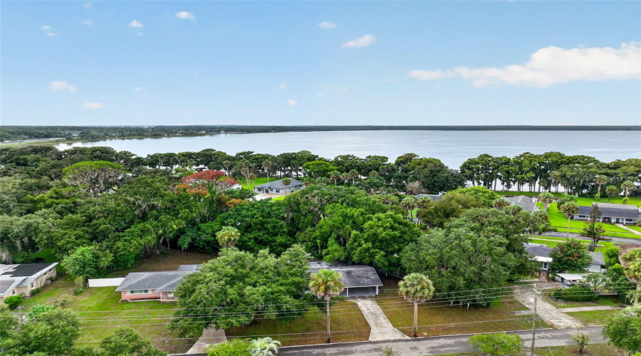 Aerial View Highlighting The Home'S Convenient Tavares Location Near The Chain Of Lakes