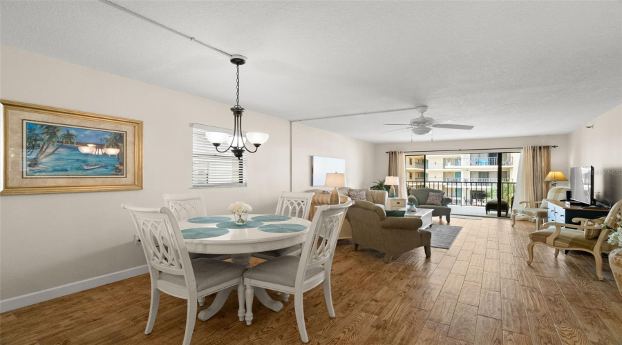Indian Shores, Florida 33785, 2 Bedroom Bedrooms, ,2 Bathroombathrooms,Residential,For Sale,Gulf,0,Mfrtb8487618