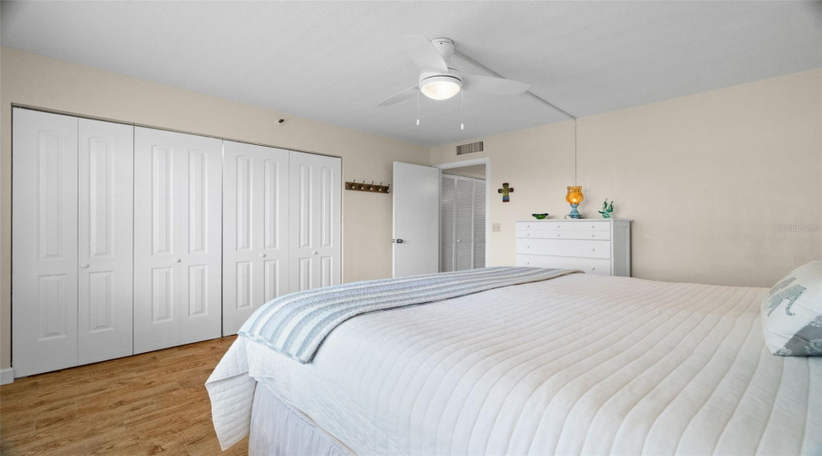 Indian Shores, Florida 33785, 2 Bedroom Bedrooms, ,2 Bathroombathrooms,Residential,For Sale,Gulf,0,Mfrtb8487618