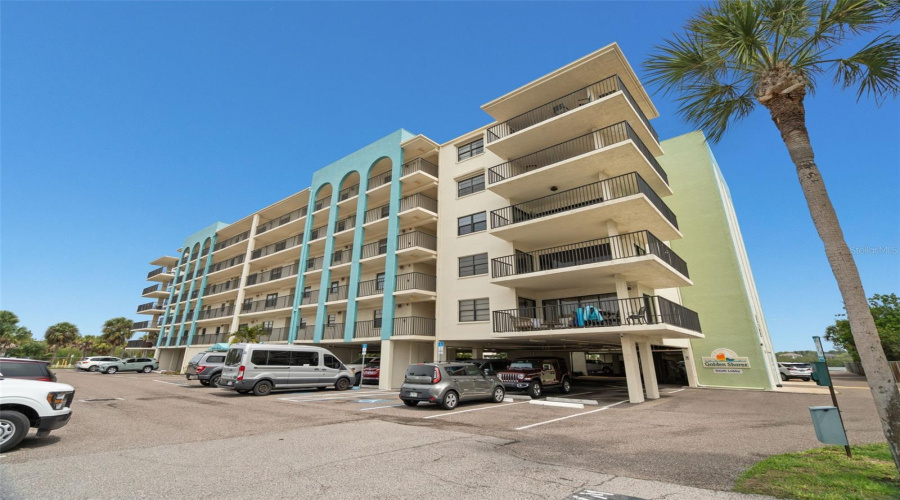 Indian Shores, Florida 33785, 2 Bedroom Bedrooms, ,2 Bathroombathrooms,Residential,For Sale,Gulf,0,Mfrtb8487618