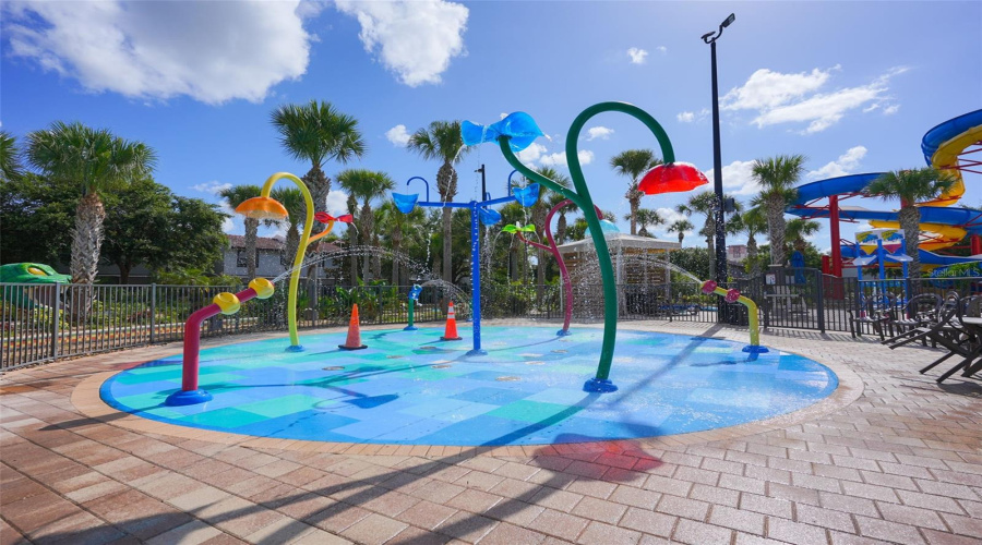 Kissimmee, Florida 34746, 2 Bedroom Bedrooms, ,2 Bathroombathrooms,Residential,For Sale,Water Mania,0,Mfro6410366
