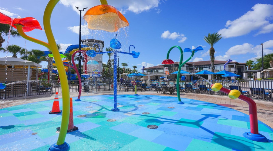Kissimmee, Florida 34746, 2 Bedroom Bedrooms, ,2 Bathroombathrooms,Residential,For Sale,Water Mania,0,Mfro6410366
