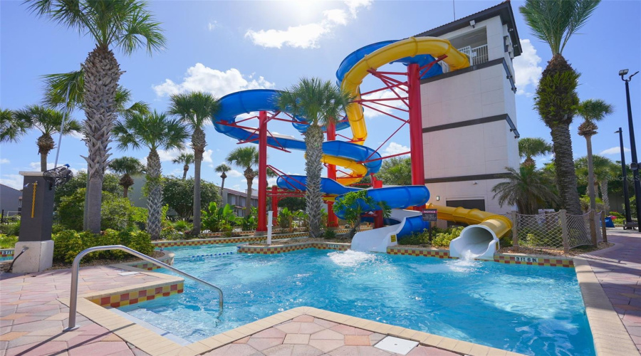Kissimmee, Florida 34746, 2 Bedroom Bedrooms, ,2 Bathroombathrooms,Residential,For Sale,Water Mania,0,Mfro6410366