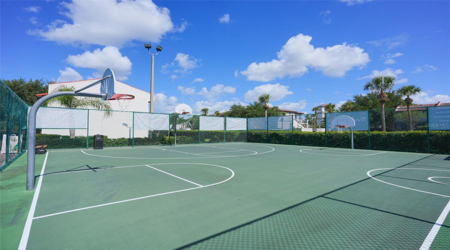 Kissimmee, Florida 34746, 2 Bedroom Bedrooms, ,2 Bathroombathrooms,Residential,For Sale,Water Mania,0,Mfro6410366