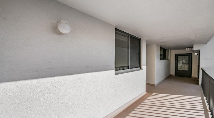 Largo, Florida 33774, 2 Bedroom Bedrooms, ,2 Bathroombathrooms,Residential,For Sale,Shipwatch,0,Mfrtb8461445