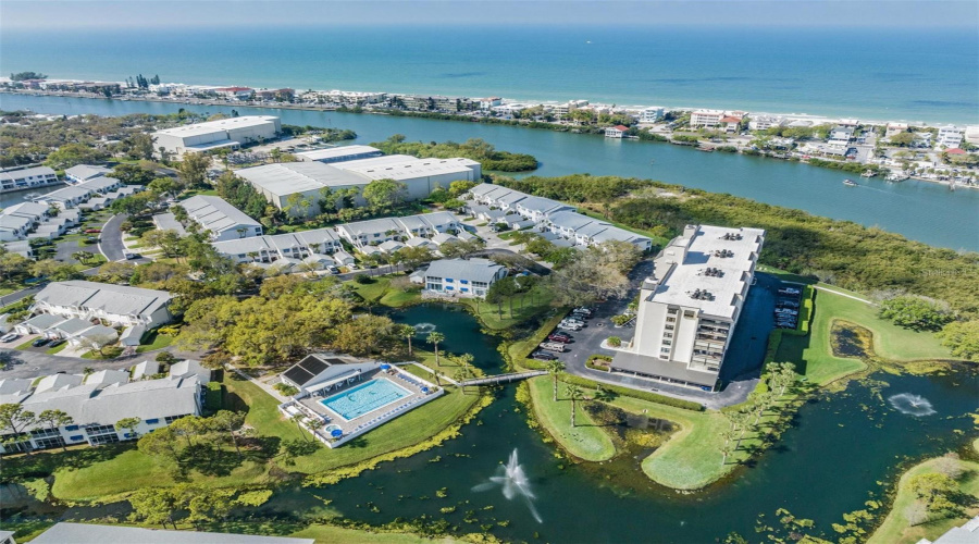 Largo, Florida 33774, 2 Bedroom Bedrooms, ,2 Bathroombathrooms,Residential,For Sale,Shipwatch,0,Mfrtb8461445