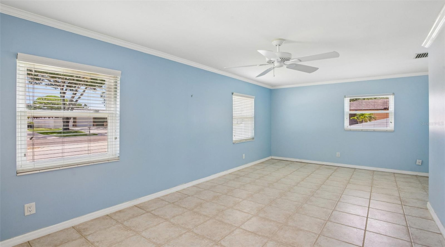Tampa, Florida 33615, 2 Bedroom Bedrooms, ,1 Bathroombathrooms,Residential,For Sale,Eldorado,0,Mfrtb8538546