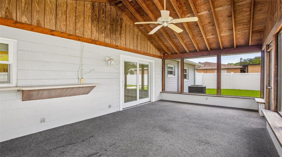 Tampa, Florida 33615, 2 Bedroom Bedrooms, ,1 Bathroombathrooms,Residential,For Sale,Eldorado,0,Mfrtb8538546