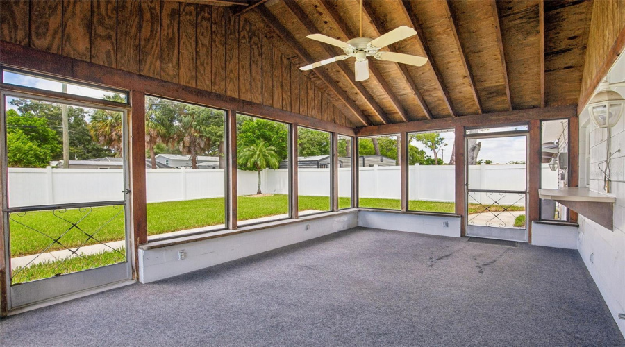 Tampa, Florida 33615, 2 Bedroom Bedrooms, ,1 Bathroombathrooms,Residential,For Sale,Eldorado,0,Mfrtb8538546