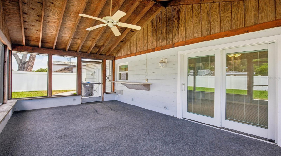 Tampa, Florida 33615, 2 Bedroom Bedrooms, ,1 Bathroombathrooms,Residential,For Sale,Eldorado,0,Mfrtb8538546