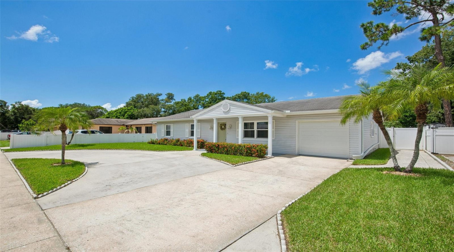 Tampa, Florida 33615, 2 Bedroom Bedrooms, ,1 Bathroombathrooms,Residential,For Sale,Eldorado,0,Mfrtb8538546