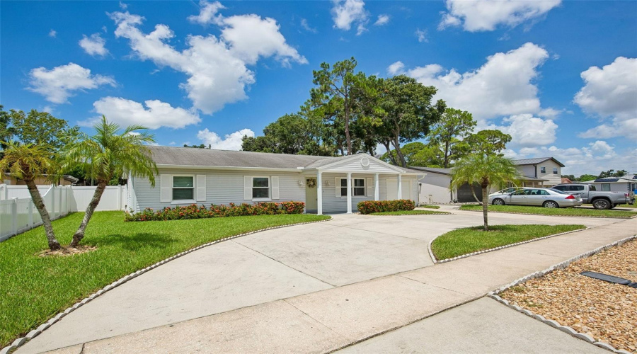 Tampa, Florida 33615, 2 Bedroom Bedrooms, ,1 Bathroombathrooms,Residential,For Sale,Eldorado,0,Mfrtb8538546