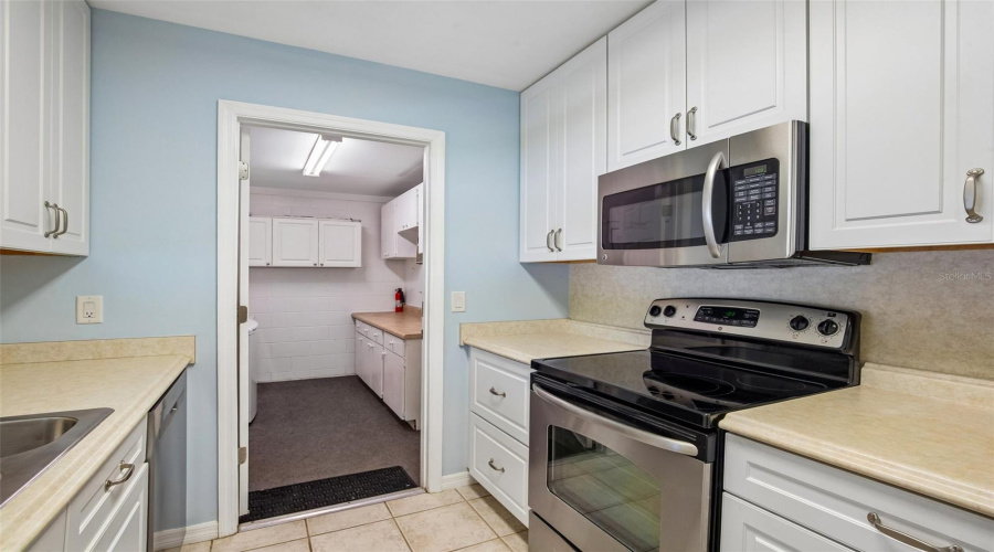 Tampa, Florida 33615, 2 Bedroom Bedrooms, ,1 Bathroombathrooms,Residential,For Sale,Eldorado,0,Mfrtb8538546