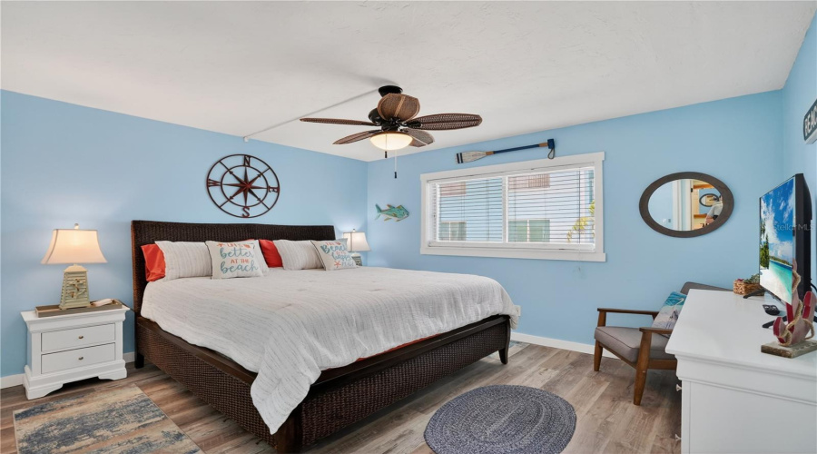Bradenton Beach, Florida 34217, 2 Bedroom Bedrooms, ,1 Bathroombathrooms,Residential,For Sale,7Th,0,Mfra4694633