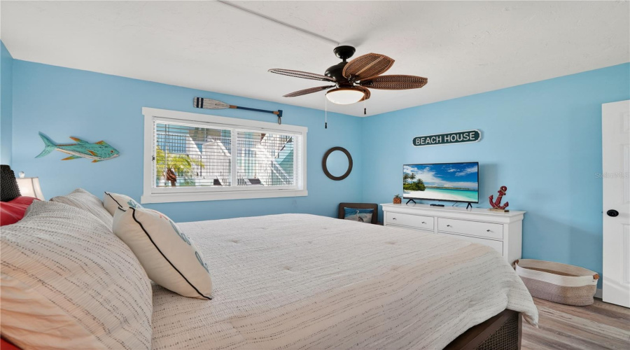 Bradenton Beach, Florida 34217, 2 Bedroom Bedrooms, ,1 Bathroombathrooms,Residential,For Sale,7Th,0,Mfra4694633
