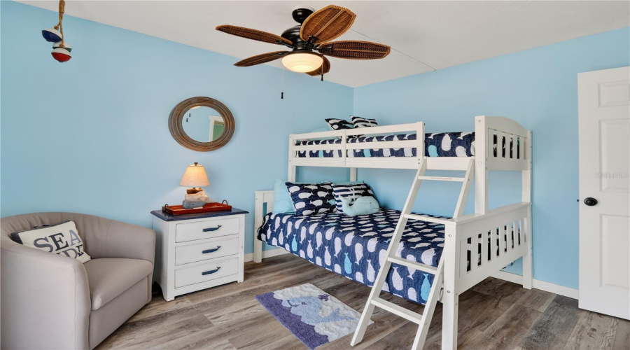 Bradenton Beach, Florida 34217, 2 Bedroom Bedrooms, ,1 Bathroombathrooms,Residential,For Sale,7Th,0,Mfra4694633