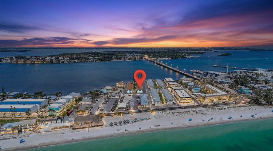 Bradenton Beach, Florida 34217, 2 Bedroom Bedrooms, ,1 Bathroombathrooms,Residential,For Sale,7Th,0,Mfra4694633