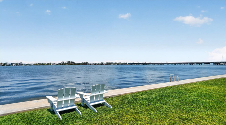 Bradenton Beach, Florida 34217, 2 Bedroom Bedrooms, ,1 Bathroombathrooms,Residential,For Sale,7Th,0,Mfra4694633