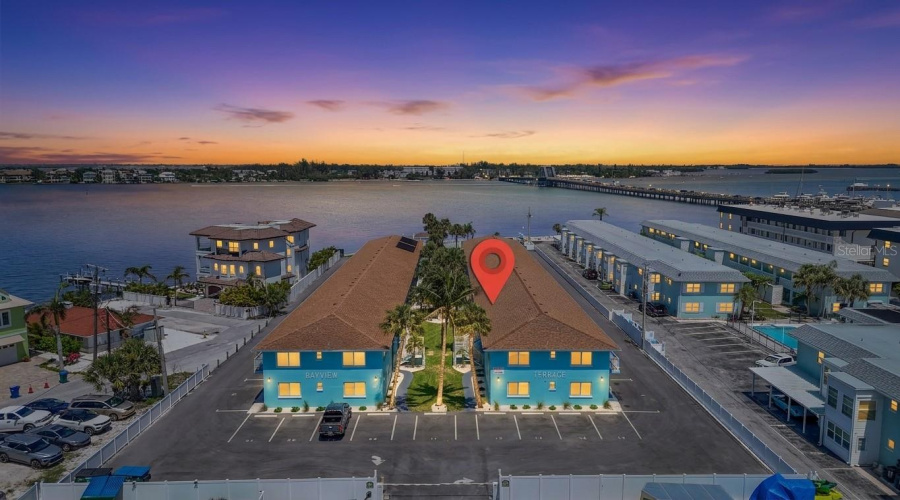 Bradenton Beach, Florida 34217, 2 Bedroom Bedrooms, ,1 Bathroombathrooms,Residential,For Sale,7Th,0,Mfra4694633