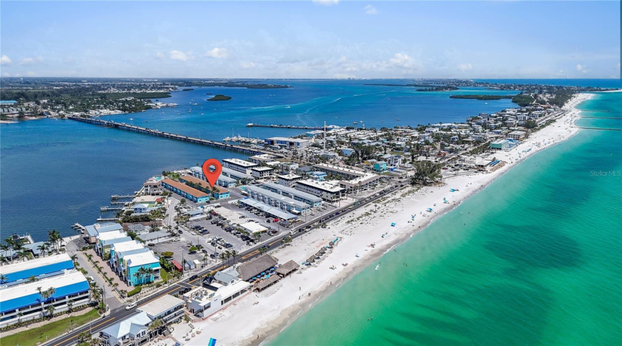 Bradenton Beach, Florida 34217, 2 Bedroom Bedrooms, ,1 Bathroombathrooms,Residential,For Sale,7Th,0,Mfra4694633