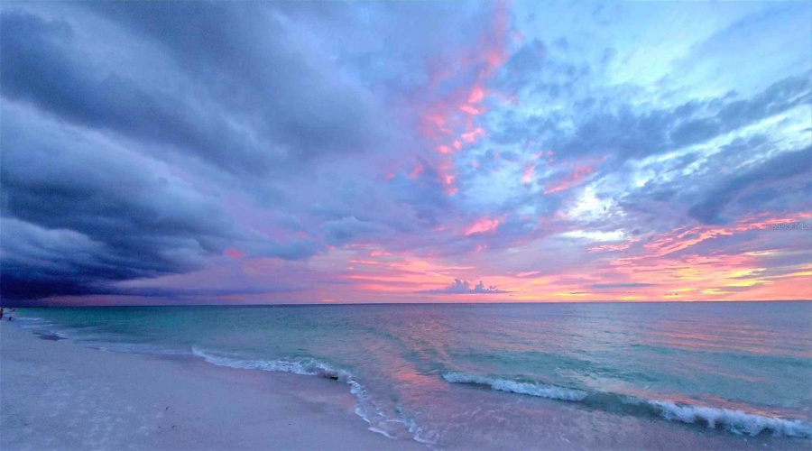 Bradenton Beach, Florida 34217, 2 Bedroom Bedrooms, ,1 Bathroombathrooms,Residential,For Sale,7Th,0,Mfra4694633