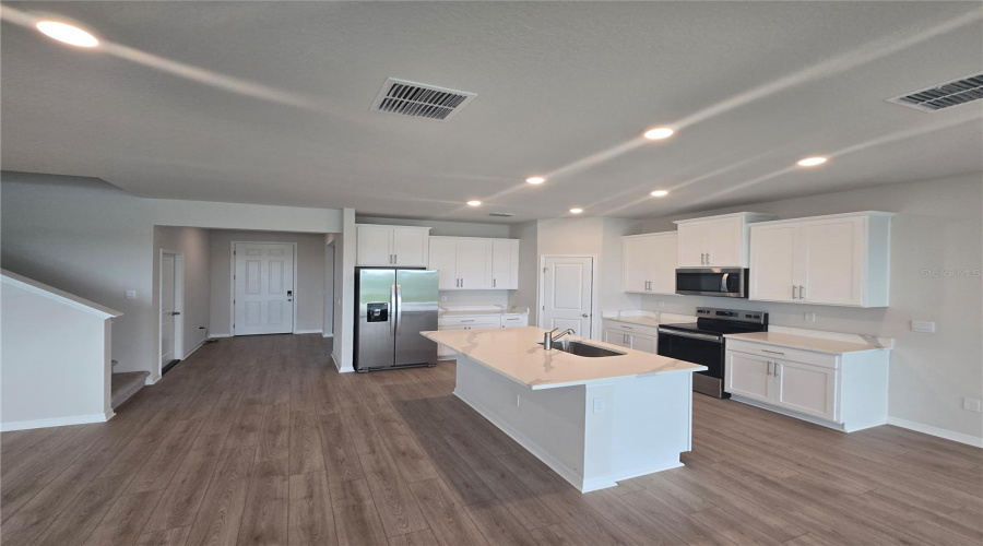 Parrish, Florida 34219, 4 Bedroom Bedrooms, ,3 Bathroombathrooms,Residential,For Sale,Bella Mar,0,Mfra4676356