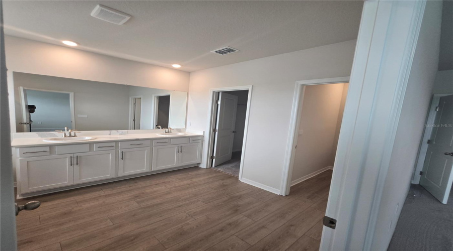 Parrish, Florida 34219, 4 Bedroom Bedrooms, ,3 Bathroombathrooms,Residential,For Sale,Bella Mar,0,Mfra4676356