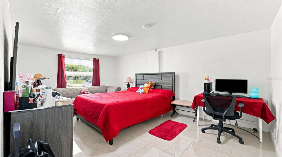 Tampa, Florida 33615, 3 Bedroom Bedrooms, ,2 Bathroombathrooms,Residential,For Sale,Drycreek,0,Mfrtb8539287