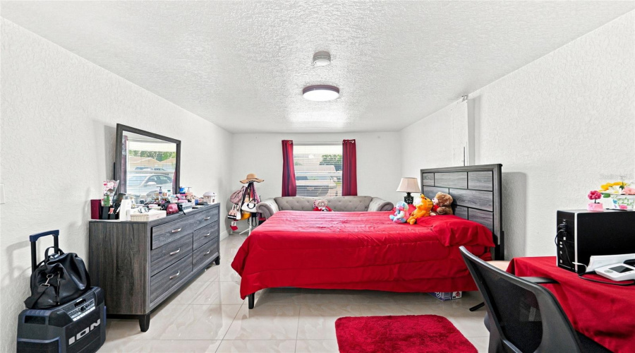 Tampa, Florida 33615, 3 Bedroom Bedrooms, ,2 Bathroombathrooms,Residential,For Sale,Drycreek,0,Mfrtb8539287