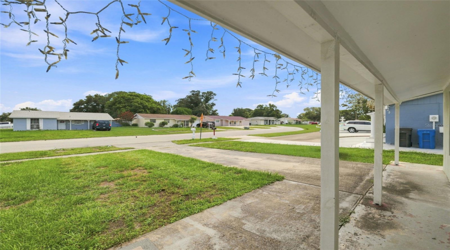 Tampa, Florida 33615, 3 Bedroom Bedrooms, ,2 Bathroombathrooms,Residential,For Sale,Drycreek,0,Mfrtb8539287