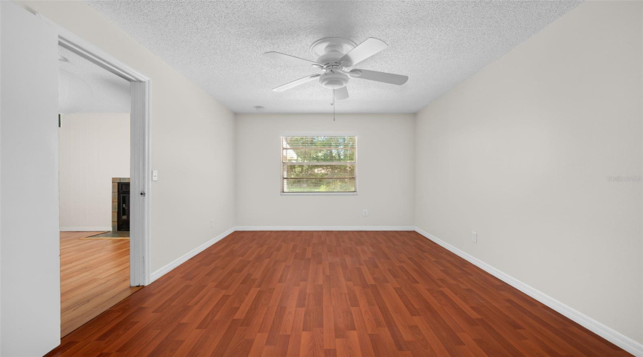 Gainesville, Florida 32607, 2 Bedroom Bedrooms, ,2 Bathroombathrooms,Residential,For Sale,12Th,0,Mfrgc542713
