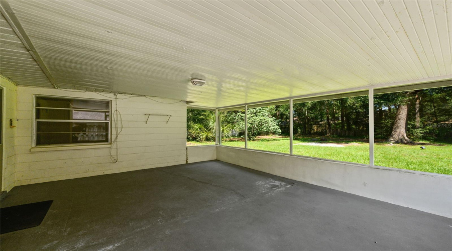 Gainesville, Florida 32607, 2 Bedroom Bedrooms, ,2 Bathroombathrooms,Residential,For Sale,12Th,0,Mfrgc542713