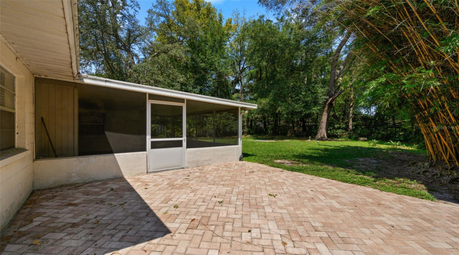 Gainesville, Florida 32607, 2 Bedroom Bedrooms, ,2 Bathroombathrooms,Residential,For Sale,12Th,0,Mfrgc542713