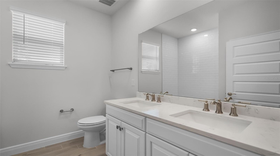 Winter Garden, Florida 34787, 4 Bedroom Bedrooms, ,3 Bathroombathrooms,Residential,For Sale,Shine View,0,Mfro6419967
