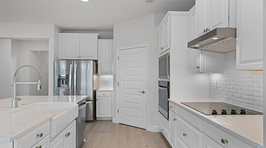 Winter Garden, Florida 34787, 4 Bedroom Bedrooms, ,3 Bathroombathrooms,Residential,For Sale,Shine View,0,Mfro6419967