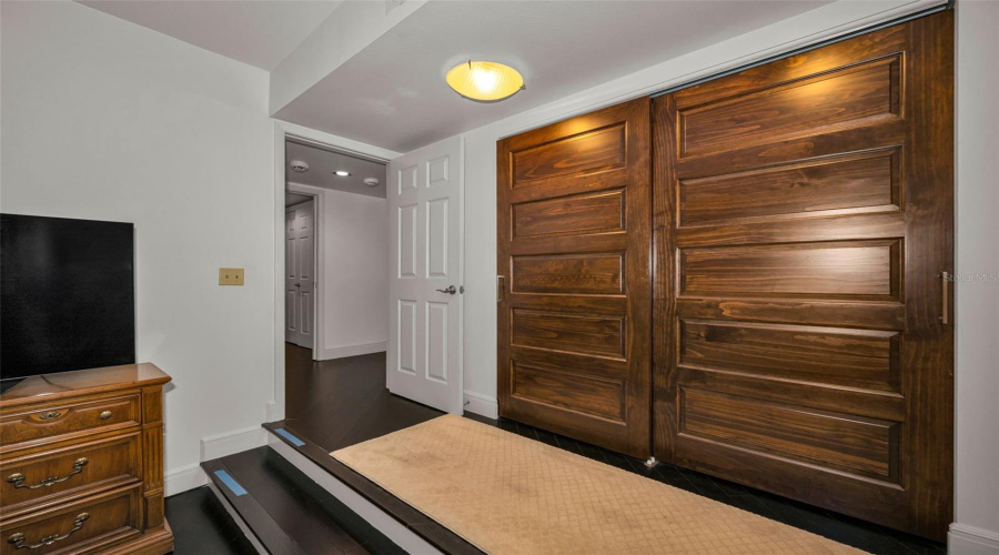 10' Master Closet In Addition To The Walk In Closet.