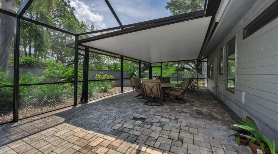 Seminole, Florida 33777, 3 Bedroom Bedrooms, ,2 Bathroombathrooms,Residential,For Sale,Longwood,0,Mfrtb8521525