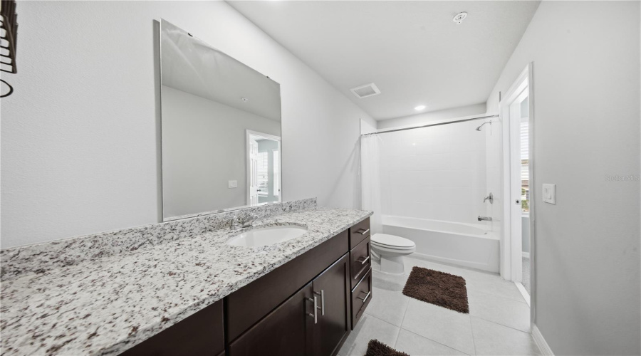 Ocoee, Florida 34761, 3 Bedroom Bedrooms, ,2 Bathroombathrooms,Residential,For Sale,Robin Holly,0,Mfro6431628