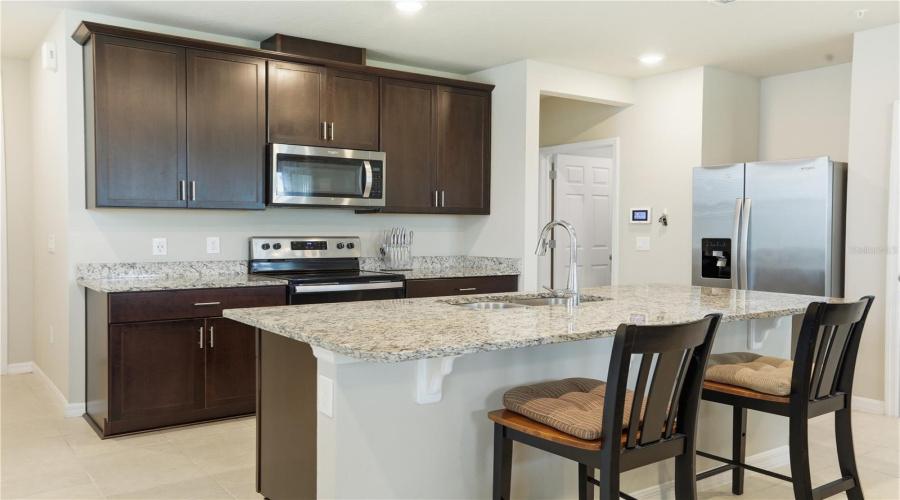 Ocoee, Florida 34761, 3 Bedroom Bedrooms, ,2 Bathroombathrooms,Residential,For Sale,Robin Holly,0,Mfro6431628