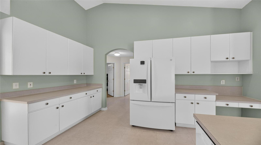 Riverview, Florida 33569, 4 Bedroom Bedrooms, ,3 Bathroombathrooms,Residential,For Sale,Tarragon,0,Mfrtb8541104