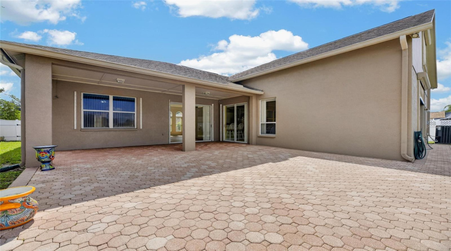 Riverview, Florida 33569, 4 Bedroom Bedrooms, ,3 Bathroombathrooms,Residential,For Sale,Tarragon,0,Mfrtb8541104
