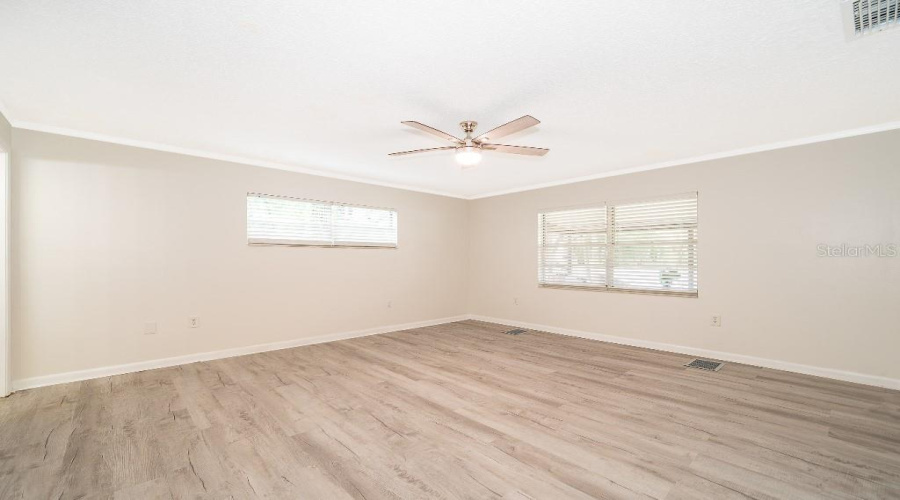 Lake Mary, Florida 32746, 4 Bedroom Bedrooms, ,3 Bathroombathrooms,Residential,For Sale,Lake Mary,0,Mfrtb8539078