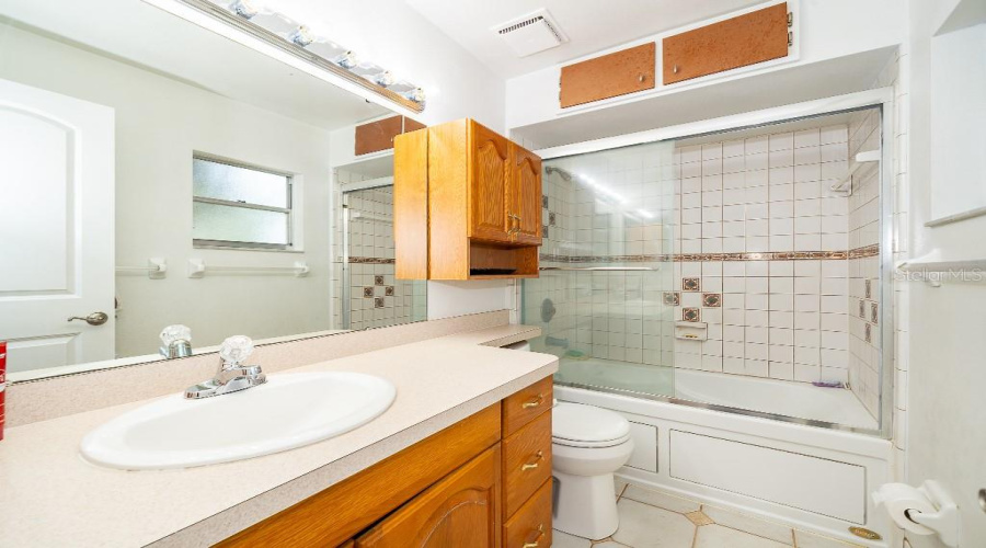 Lake Mary, Florida 32746, 4 Bedroom Bedrooms, ,3 Bathroombathrooms,Residential,For Sale,Lake Mary,0,Mfrtb8539078
