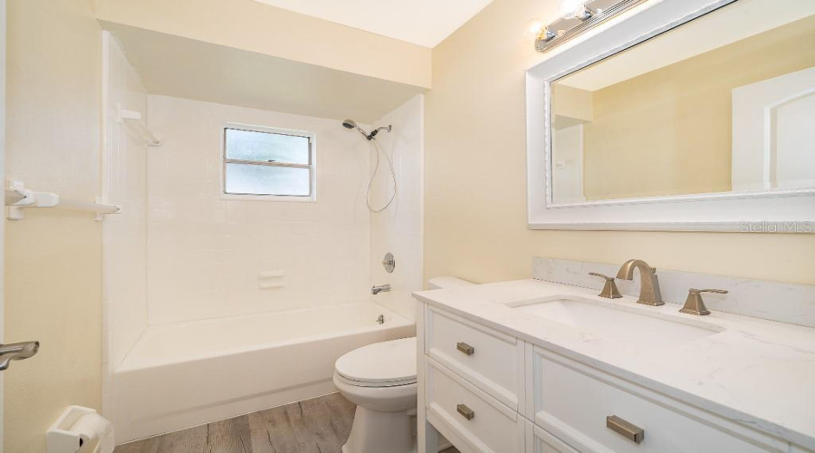 Lake Mary, Florida 32746, 4 Bedroom Bedrooms, ,3 Bathroombathrooms,Residential,For Sale,Lake Mary,0,Mfrtb8539078