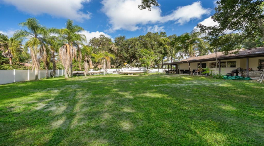 Lake Mary, Florida 32746, 4 Bedroom Bedrooms, ,3 Bathroombathrooms,Residential,For Sale,Lake Mary,0,Mfrtb8539078